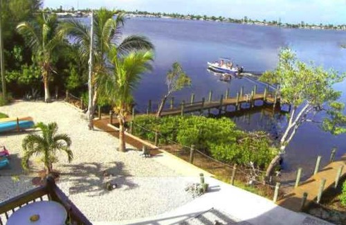 Matlacha Isles-Matlacha Shores Cama Y Desayuno | Bayview BnB