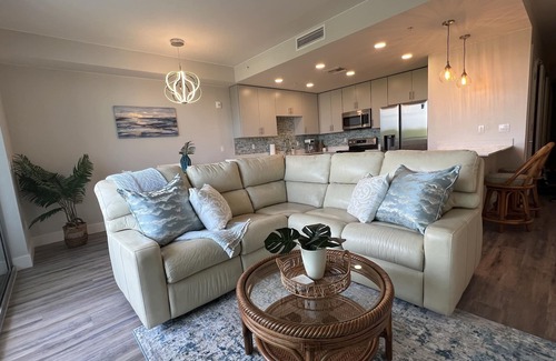 North Trail Condominio | Bayview Getaway! Sarasota FL