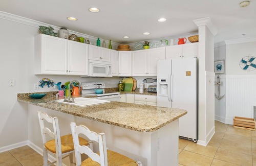 Heron Harbour Isle Condominio | Baywatch II 301B - A Bayfront Beauty in the ever-popular Heron Harbour Community
