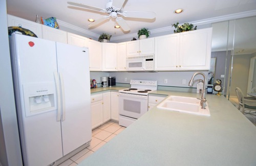 Heron Harbour Isle Condominio | Baywatch III 302A-Baywater 120th St, Free WiFi, Pool, W/D, AC