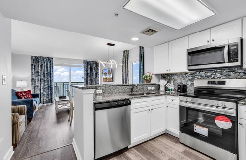Crescent Beach Condominio | Baywatch Resort 1122