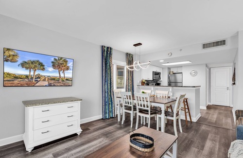 Crescent Beach Condominio | Baywatch Resort 1122