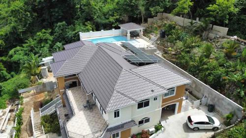 Reading Casa | BayWatch Villa - Montego Bay