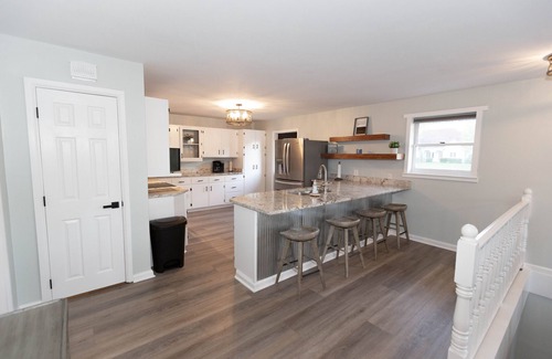 Waverly Casa | Baywood on the Lake- 3BR water front lake house located on Lake White.