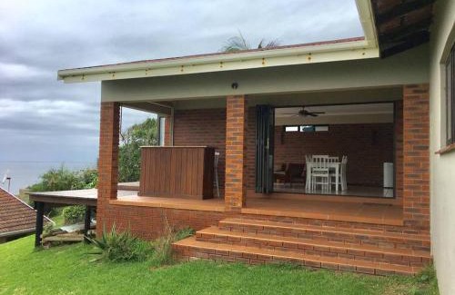 Umdoni Apartamento | Bazley High Rocks Top Cottage