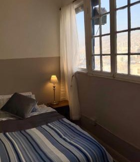 Playa Ancha Cama Y Desayuno | BbCasita Yellow