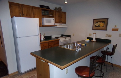 River Run Hotel | BBCS Black Bear Lodge Deluxe 2Bed 2Bath