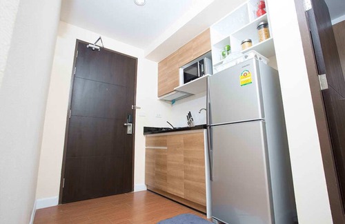Saen Suk Apartamento | BBG Seaside Luxurious Service Apartment