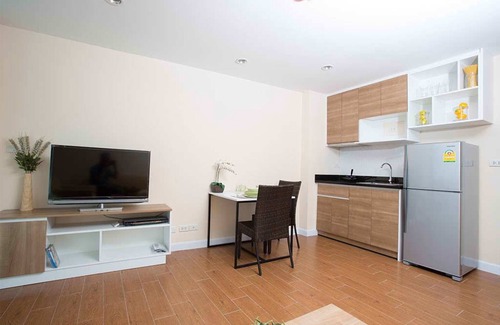 Saen Suk Apartamento | BBG Seaside Luxurious Service Apartment