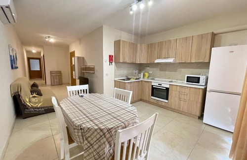 Birzebbuga Apartamento | BBG2296 - Two bedroom apartment with side seaviews
