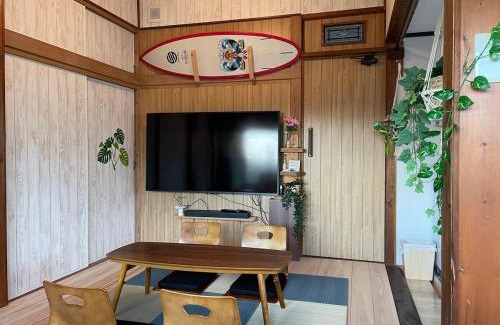 Shirako Casa | BBQ on the terrace, 5-minute walk to the sea, private surf house