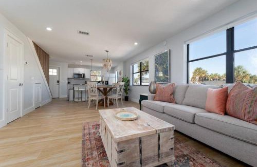 Jacksonville Beach Apartamento | Be A Nomad - Newly renovated - Pet-friendly