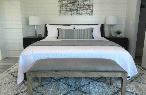 Neptune Beach Apartamento | Be A Nomad - Vacay or Relocation Beach House
