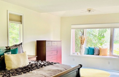Sudden Valley Casa | Be close to all of the Sudden Valley amenities.