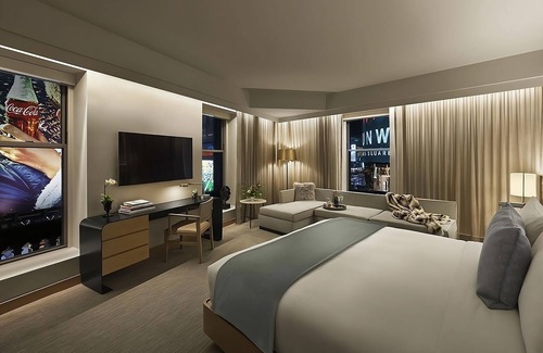 Theater District Hotel | Be Close To The Excitement! 3 Great Units, Rooftop Terrace, Pets Allowed!