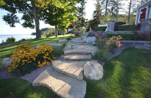 Traverse City Casa | Be Dazzled- Grand Traverse Bay-Traverse City