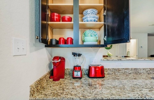 San Antonio Casa | Be our GUEST! Beautiful home for you to ENJOY!