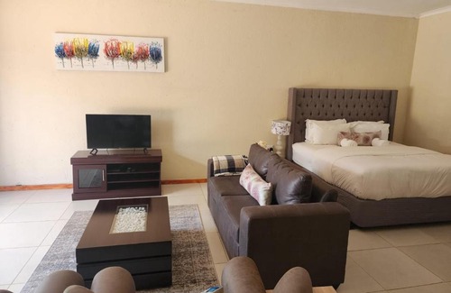Kempton Park Apartamento | Be our guest on 2nd