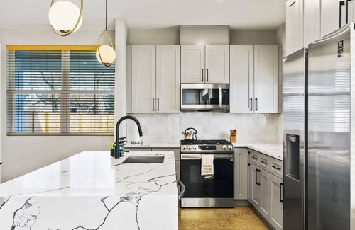 St. John - Coronado Hills Casa | Be There in 🔟 Ten: (An East Central mod home)