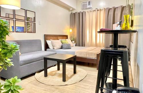 San Dionisio Apartamento | Bea’s Transient (Condo Studio Room for 2!)