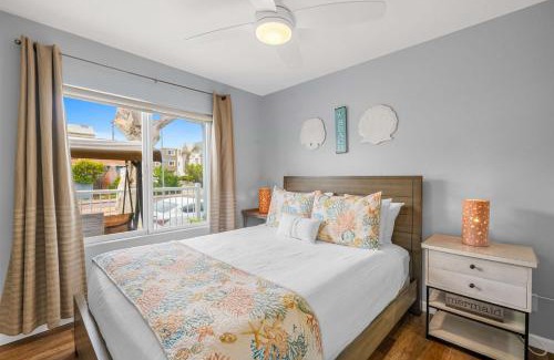 Central Mission Beach Casa | Beach-2-Bay 1br - In the Heart of Mission Beach