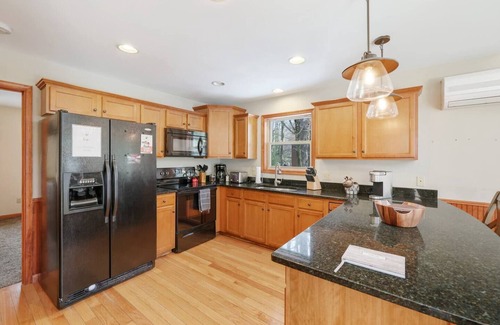 Lake Harmony Estates Chalet De Esquí | Beach access *Golf*Spacious*Private*HotTub *Firepit*Games*Sleeps16