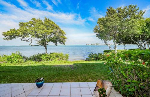 Bradenton Beach Casa | Beach and Bay Getaway