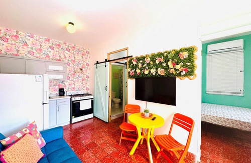 Arenales Bajos Apartamento | Beach Apartment in Isabela with AC, WIFI. Charming 2-bedroom