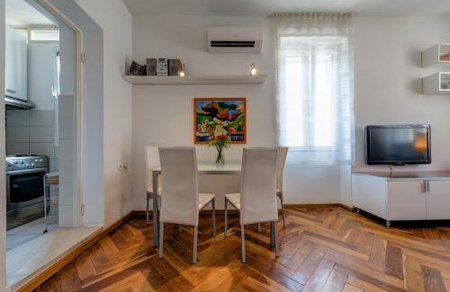 Bacvice Apartamento | Beach Apartment Lana