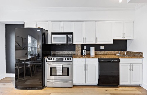 Hendricks and Venice Isles Apartamento | Beach Apt With Waterview in Las Olas Blvd