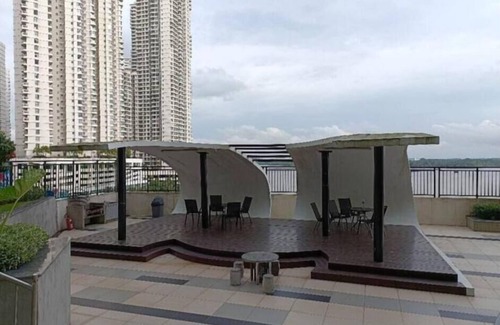Bouvet Island Apartamento | beach bar/seaview/4-13pax/CIQ 5MINS/Johor Bahru