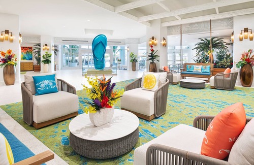 Fort Myers Beach Complejo | Beach Bliss: Enjoy 4 Spacious Rooms w/ Sunset & Ocean Views Nearby