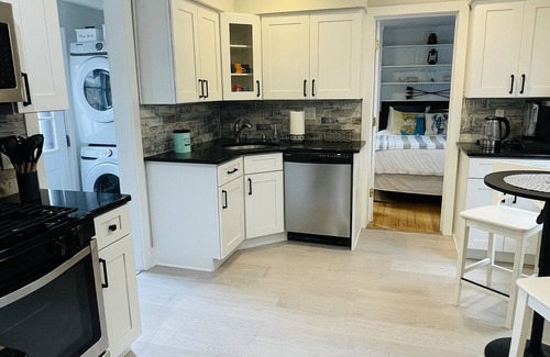 Sea Bright Casa | BEACH BLOCK, TWO BEDROOM/YARD, HISTORIC OASIS!