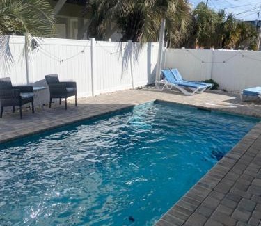Windy Hill Casa | Beach Breeze 1, short walk to Atlantic Ocean, pet friendly, very quiet & family friendly