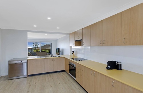 Forresters Beach Casa | BEACH BREEZE | pool, near beach | Accom Holidays