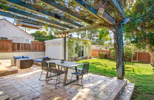 Los Angeles County Casa | Beach Breeze Bungalow 1 Miles To Beach Cozy