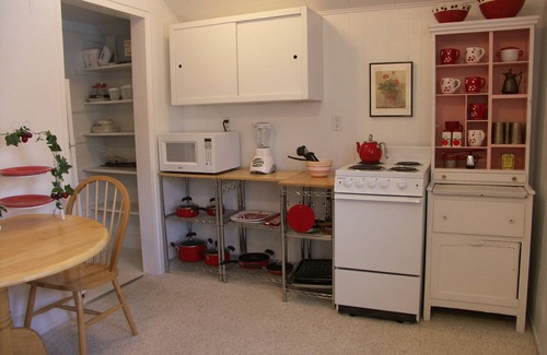Frankfort Apartamento | Beach Breeze Cottage Arriba, a pocos pasos de la playa, capacidad para 4