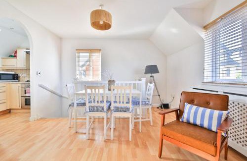 Barry Casa | Beach Breeze – Family 2-Bed Home in Barry