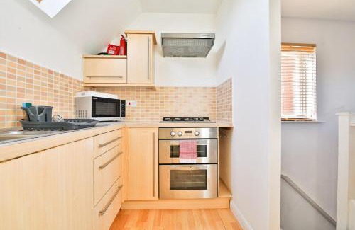 Barry Casa | Beach Breeze – Family 2-Bed Home in Barry