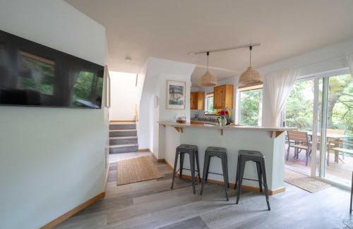 Tolovana Park Casa | Beach Bungalow 4