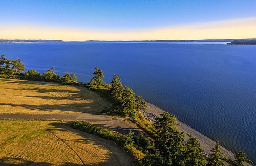 Camano Island Cabina | Beach Bungalow Close to Sundin Beach – North End of Camano Island