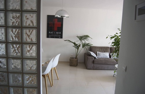 Tarragona Apartamento | BEACH, BUSINESS, QUIET TIME & FAMILY