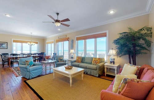 St. George Island Casa | Beach Buzz
