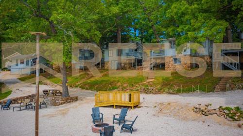 Lake Ozark Casa | Beach Cabin #5