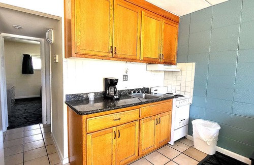 Northeast Virginia Beach Hotel | Beach Carousel Motel
