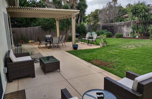 Fire Mountain Casa | Beach Close and Convenient To Everything 2 miles to the beach