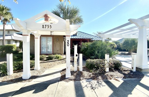 Fort Morgan Casa | Beach Club Cottage 20 by ALBVR