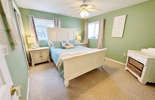 Oscoda Casa | Beach Club of Oscoda - The Lakeshore Cottage