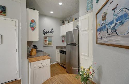 Corpus Christi Hotel | Beach Club Seas the Day