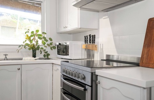 Emerald Beach Casa | Beach Cockatoo, Sleeps 4, start your day with a surf or walk on the beach